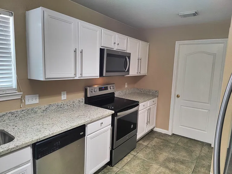 5118 Littleneviss Dr — Photo 12