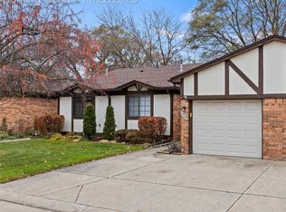 25029 Joanne Smith Dr, Warren, MI