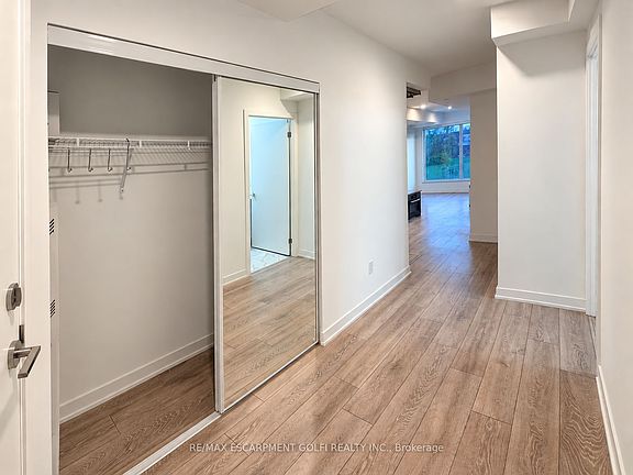 5th image of 1100 Sheppard Ave W #219