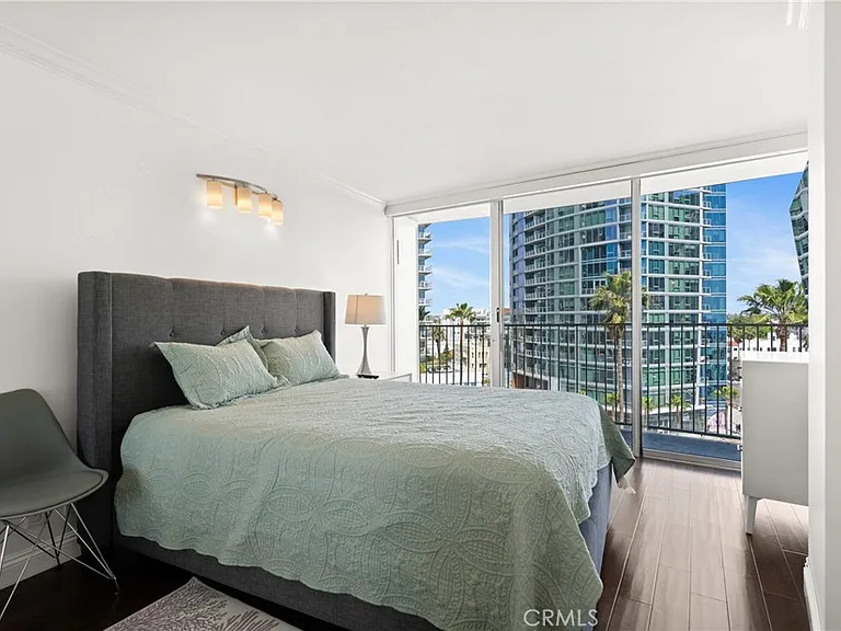 700 E Ocean Blvd #1104 — Photo 29