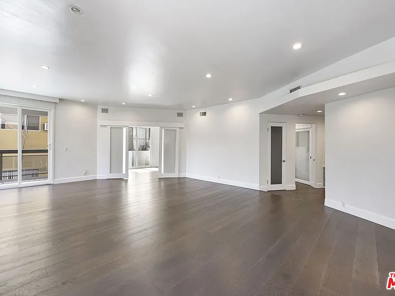 723 Westmount Dr #206 — Photo 7