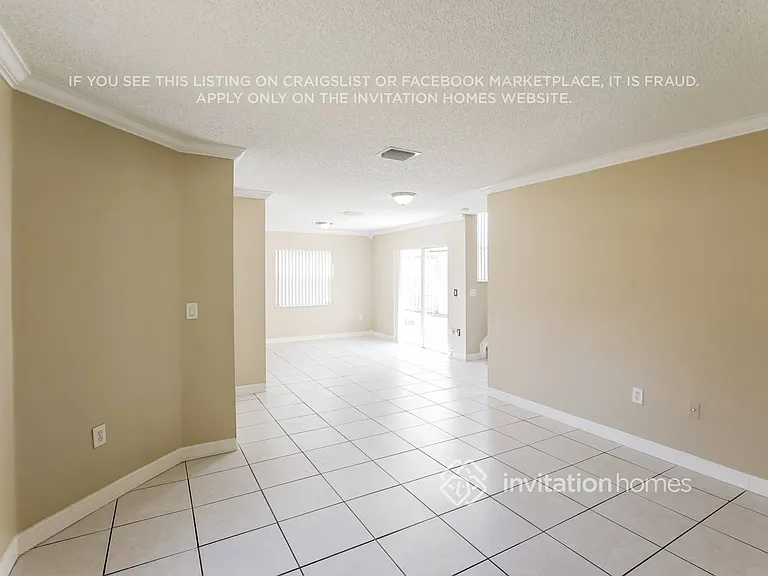 15310 SW 47th St — Photo 4