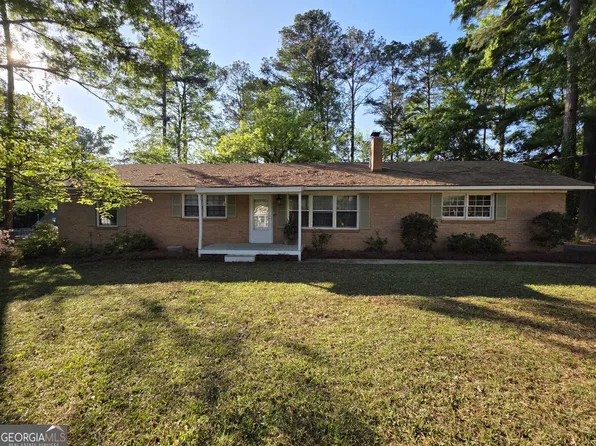 126 Honeysuckle Rd, Eatonton, GA 31064