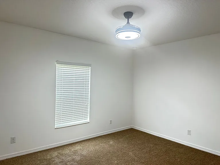 477 Kestrel Dr — Photo 16