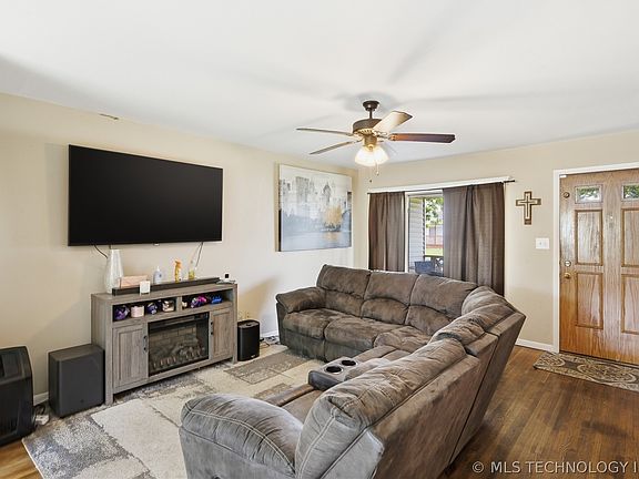 4th image of 7526 E Oklahoma Pl