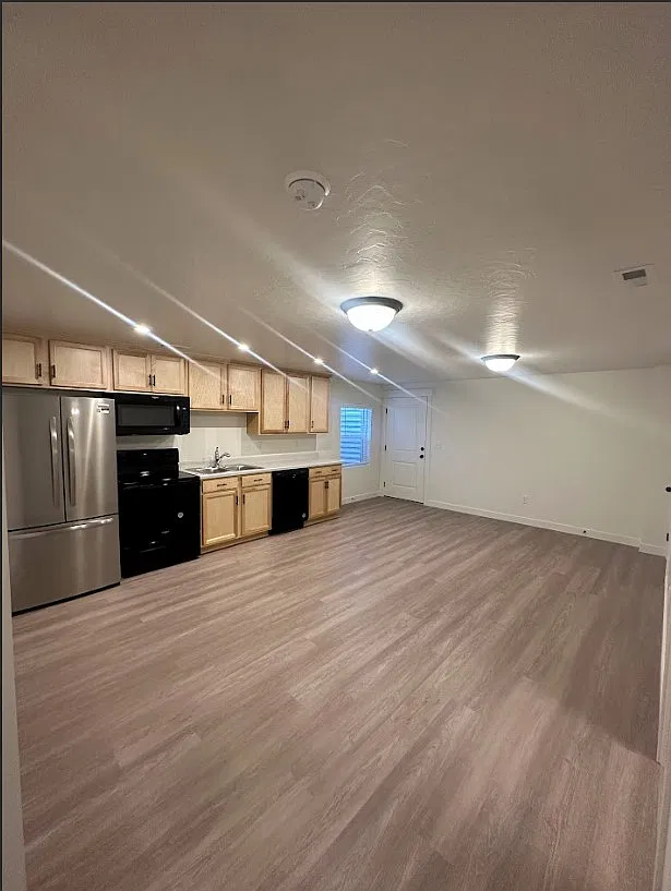 1 bed, $1,250 — Photo 3