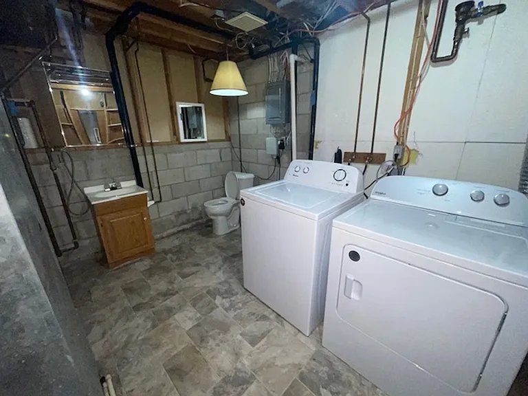 5201 W Saint James Dr — Photo 9