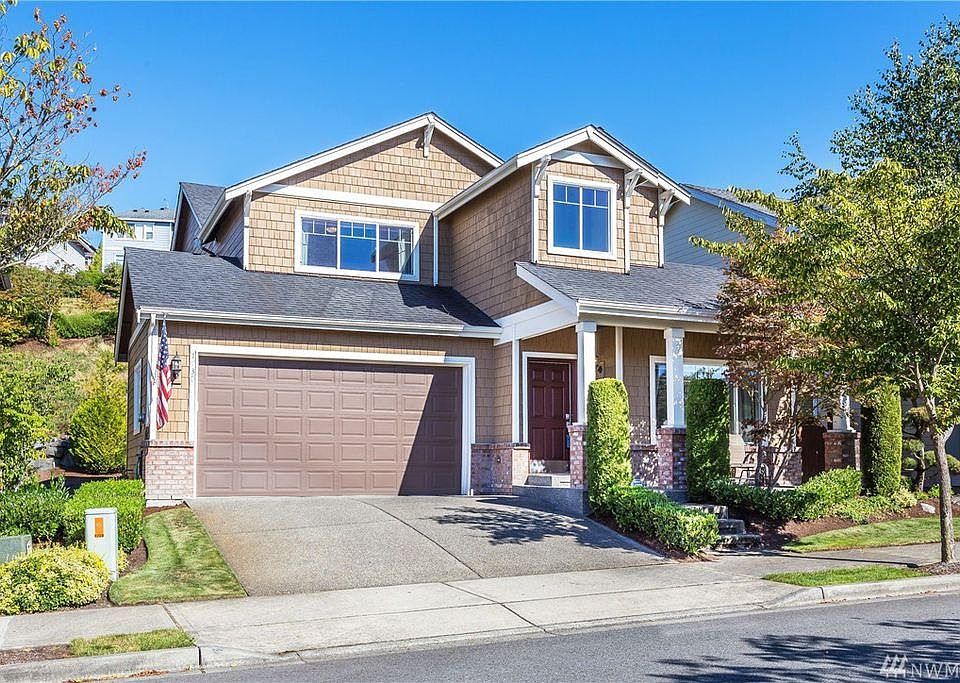 1st image of 1730 26th Ave NE