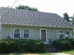 16 Kaler Rd, South Portland, ME 04106