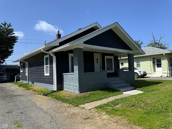 3rd image of 745 Sparrow Ave