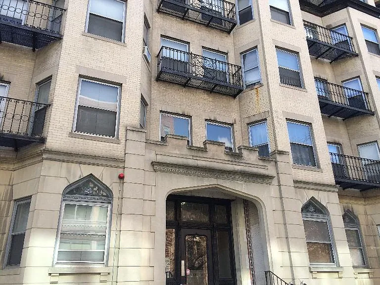 83 Westland Ave #18M — Photo 4
