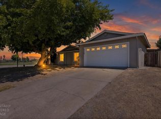 5884 Revelstok Dr, Sacramento, CA 95842