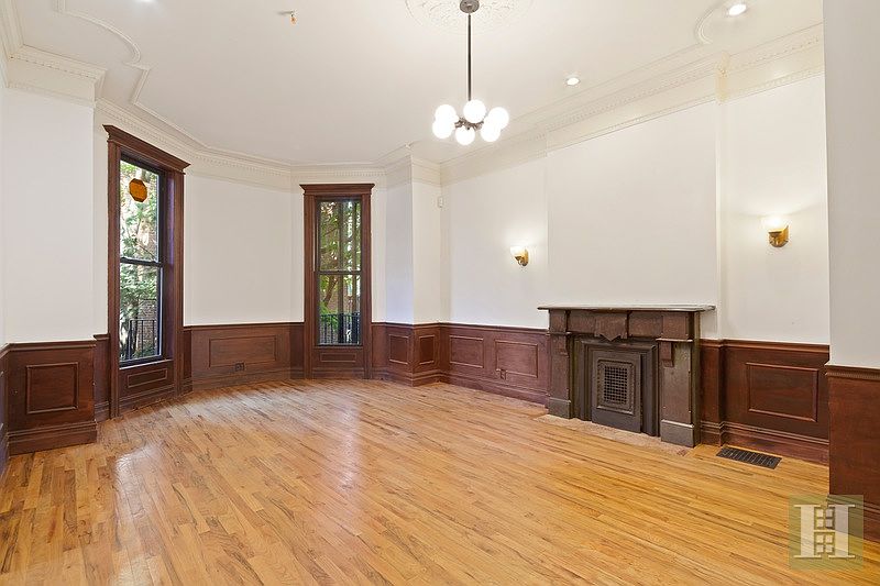 1st image of 65 Gates Ave APT 1