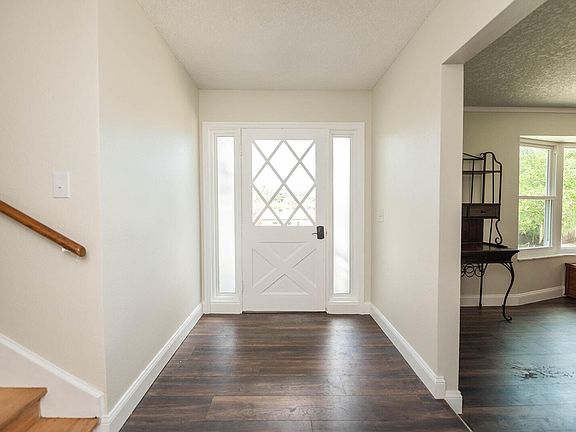 3rd image of 4485 Lancaster Ln