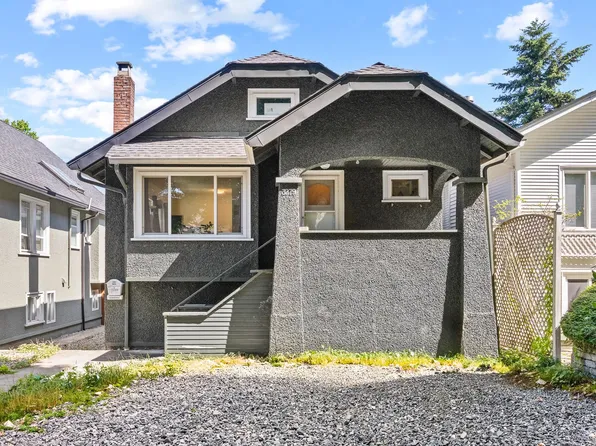 3279 W 11th Ave, Vancouver, BC V6K 2M9