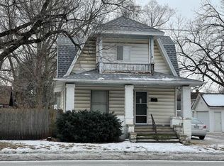 1512 Auburn St, Rockford, IL 61103