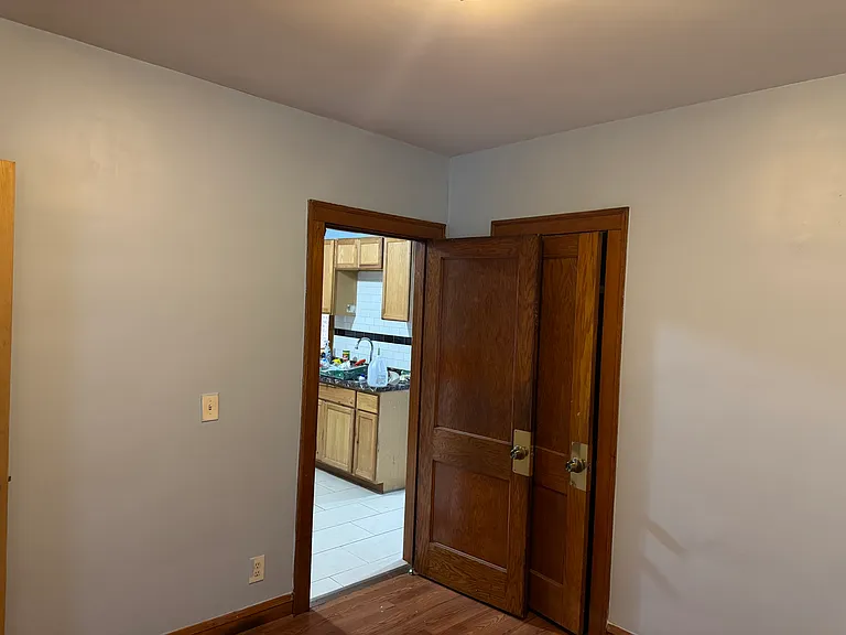 4315 S Sawyer Ave #1 — Photo 7