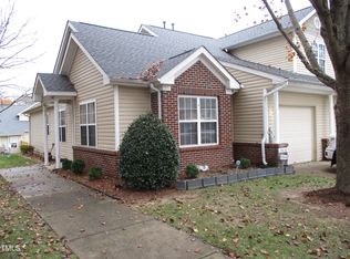 2916 Andover Glen Rd, Raleigh, NC 27604