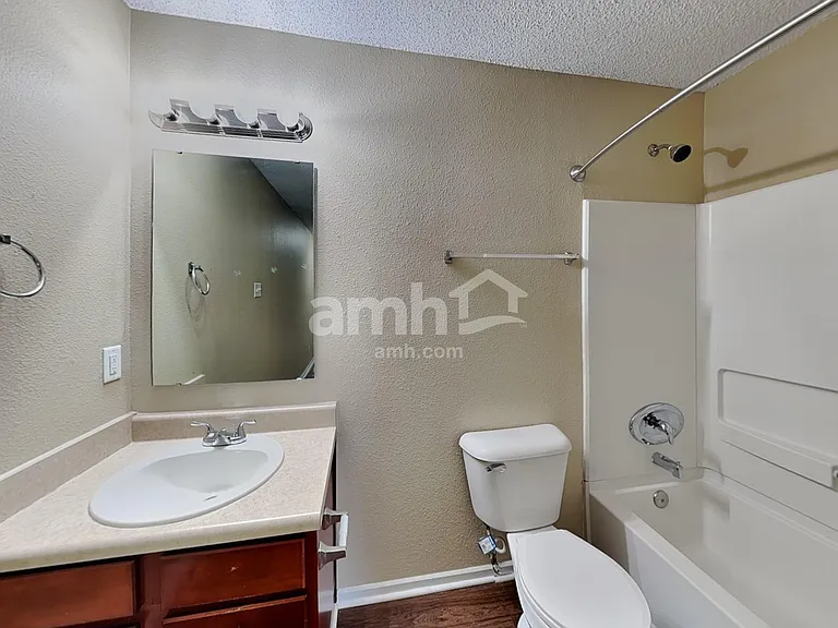 8340 Abbey Dell Dr — Photo 10