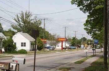 1st image of 3706 Oaklawn Blvd