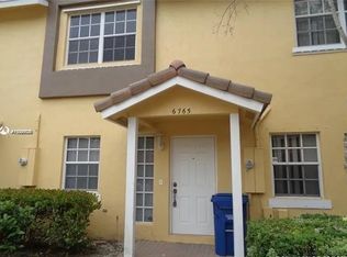 6765 Sienna Club Pl, Fort Lauderdale, FL 33319