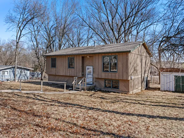 5104 Lear St, Wonder Lake, IL 60097