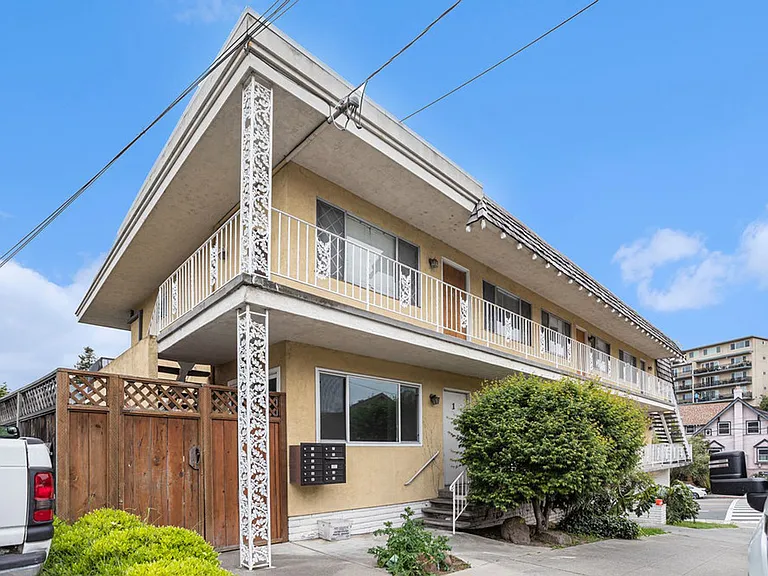 370 Santa Clara Ave #1 — Photo 4