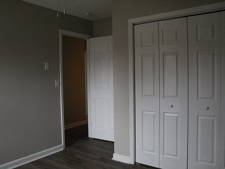707 Elm Dr — Photo 9