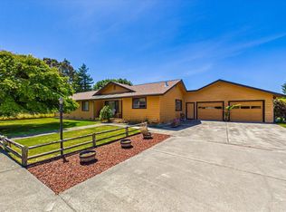 2800 Barber Creek Rd, Hydesville, CA 95547