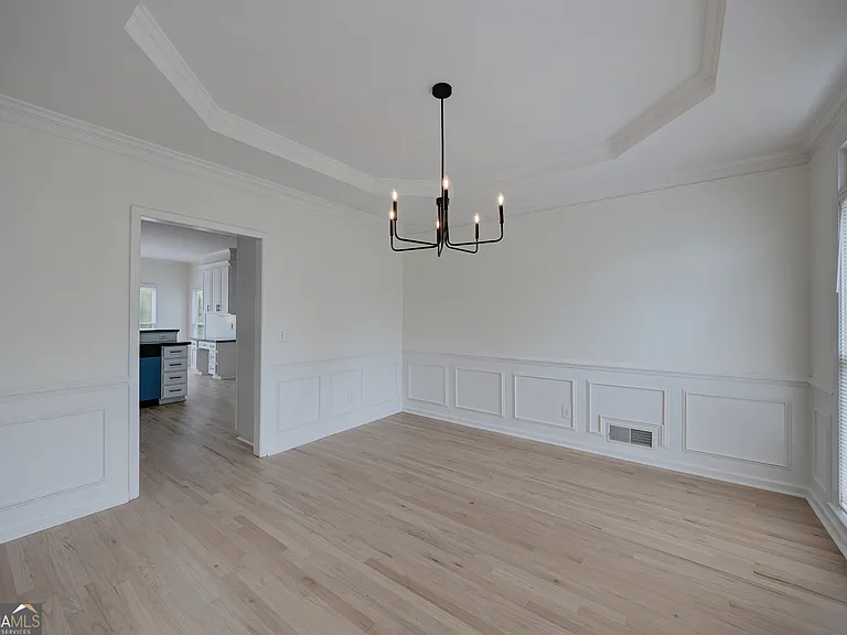 5795 Dovnick Dr — Photo 11