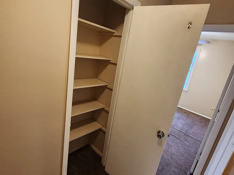 6526 White Horse Rd #17C — Photo 16