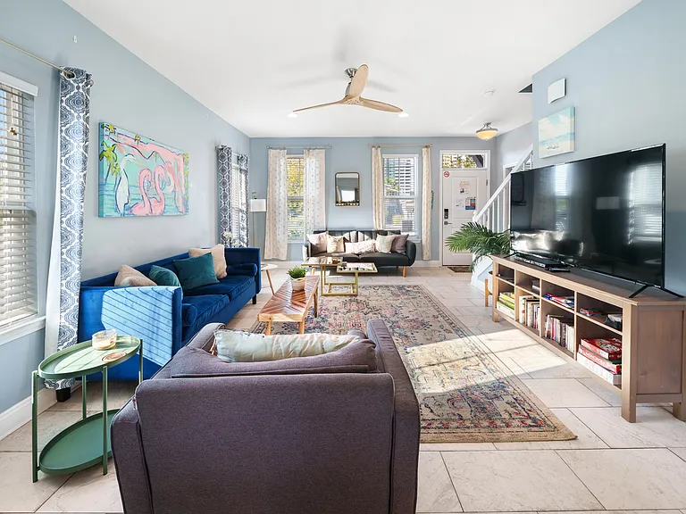 6104 Beach Dr — Photo 11