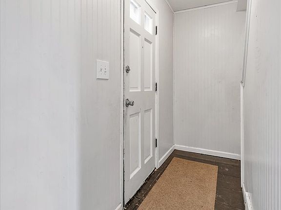 2nd image of 331 Orange St