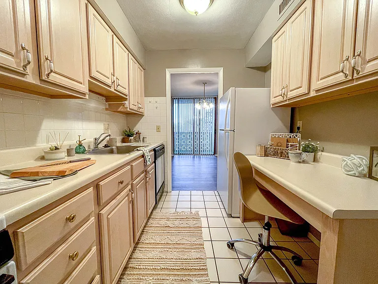 2 Bedroom