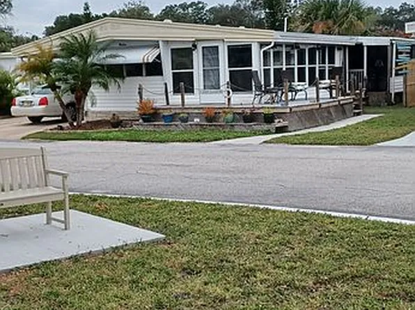 2688 Osaka Dr, Clearwater, FL 33764