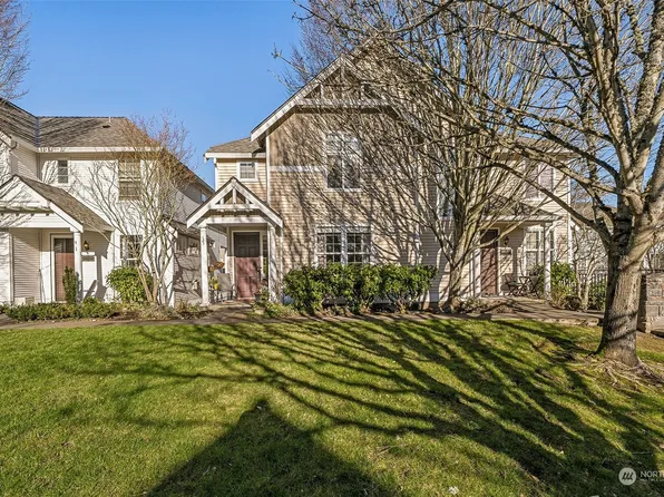 425 227th Lane NE #46, Sammamish, WA 98074