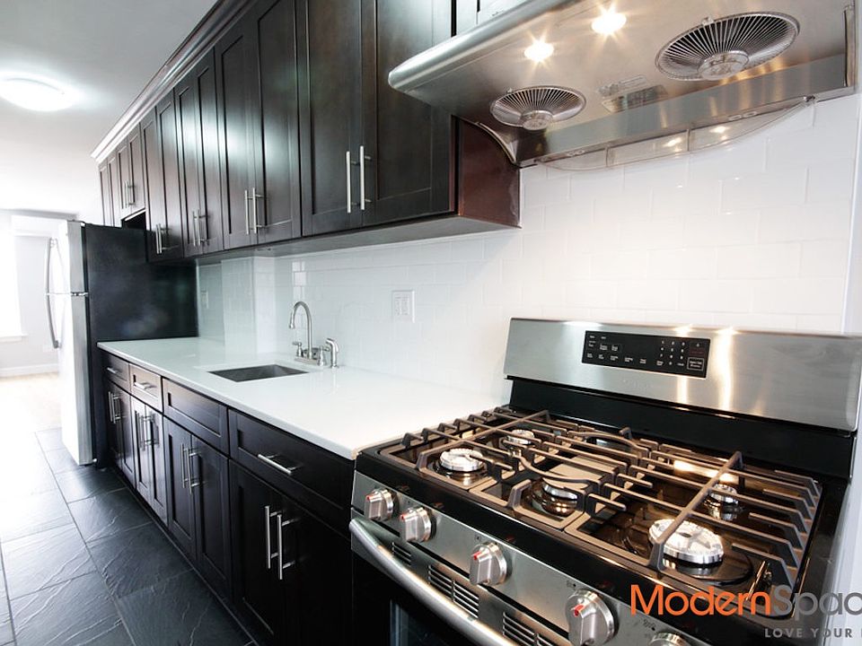 1st image of 3130 36th St #2