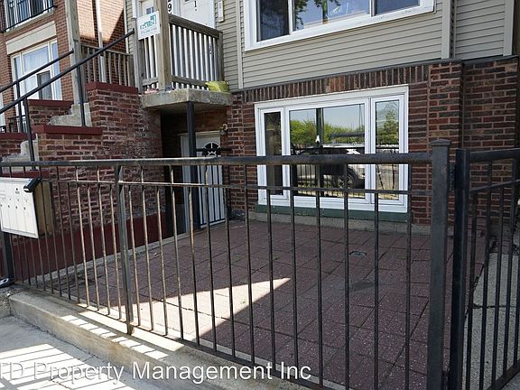 3rd image of 2947 N Ashland Ave #4922905