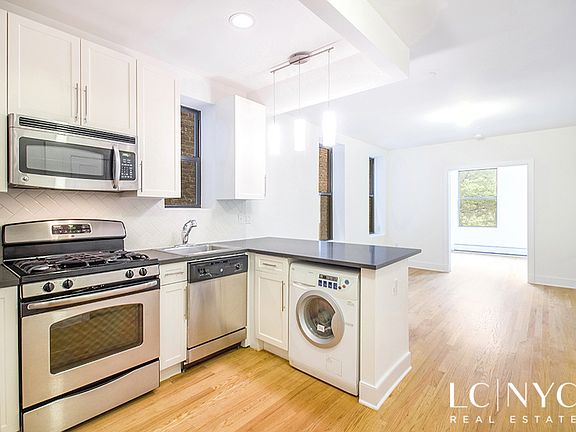 3rd image of 305 W 150th St #703A