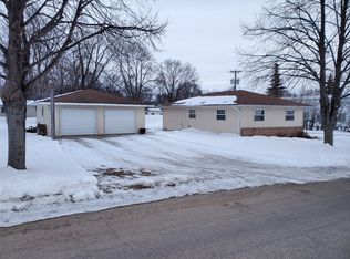 348 Terrace View Ave, Edgerton, MN 56128