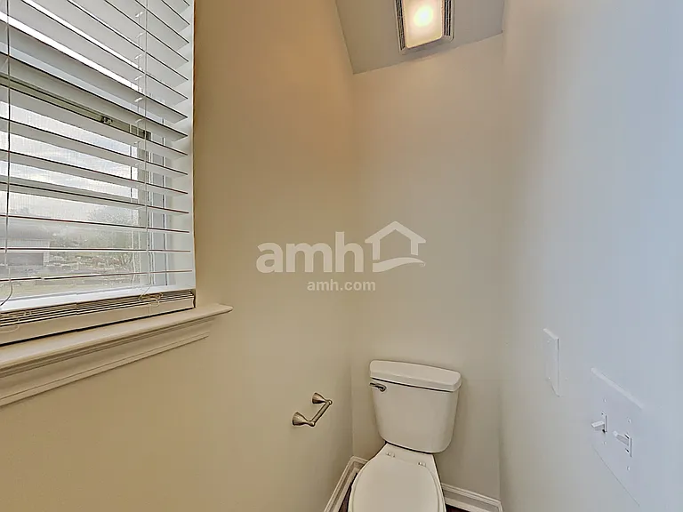 1038 Secretariat Dr — Photo 13