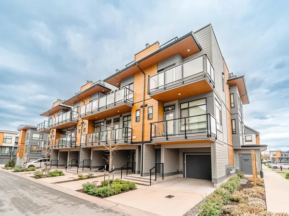 30530 Cardinal Ave #108, Abbotsford, BC V2T 0A8