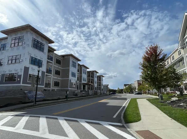 65 Pointe Place #306, Dover, NH 03820