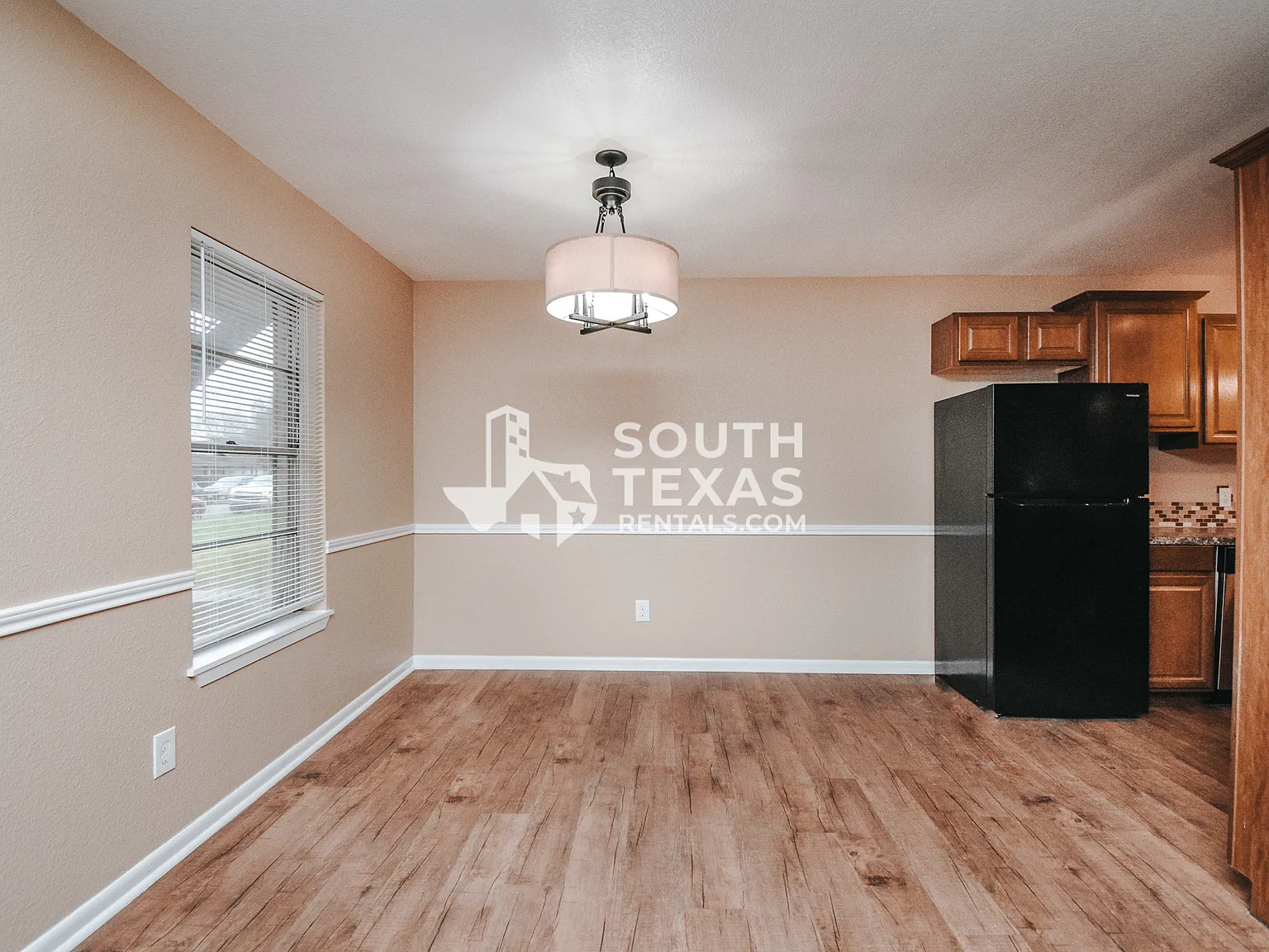 Sherwood Townhomes - 603-A — Photo 3