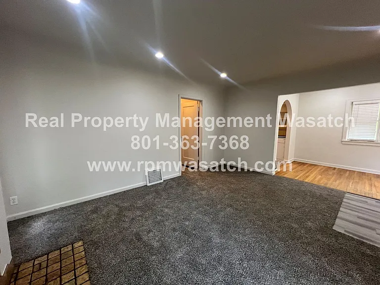 1105 S 700 E — Photo 6