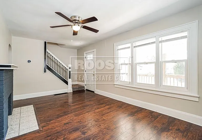 1260 S Champion Ave — Photo 4