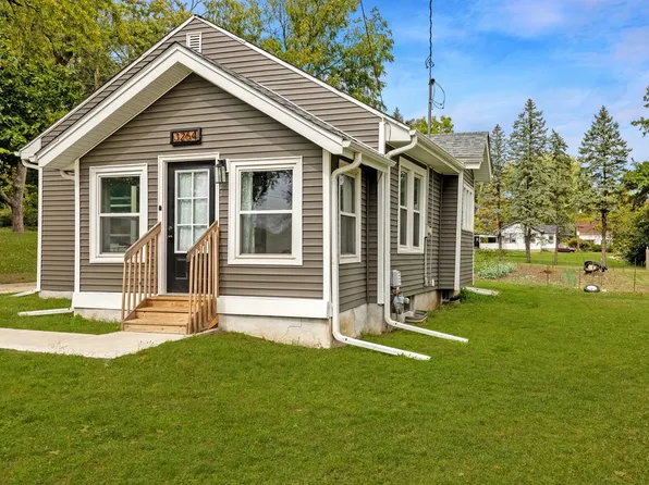 3264 E Clinton Ave, Des Moines, IA 50317