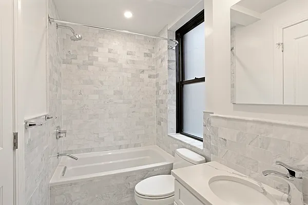 Rented by Corcoran | media 27