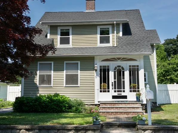 5 Bent Ave, Maynard, MA 01754