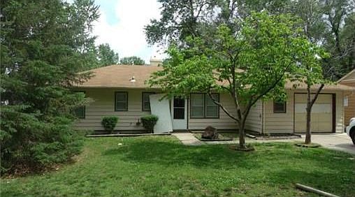 1st image of 7407 E 110th St